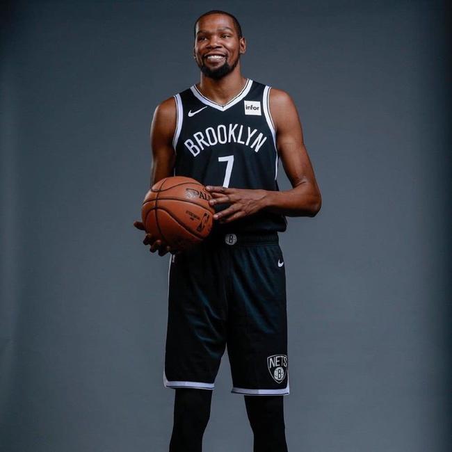 共同构成通 共同构成通